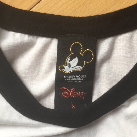 Minnie Mouse crop Tee ♥️✨◼️ - Picture 3 of 6